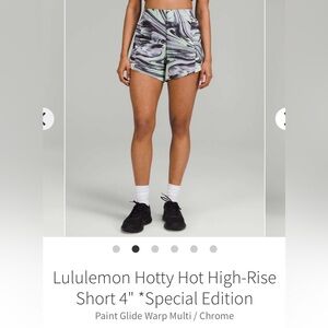 Lululemon Hotty Hot High-Rise Short 4" *Special Edition BNWT